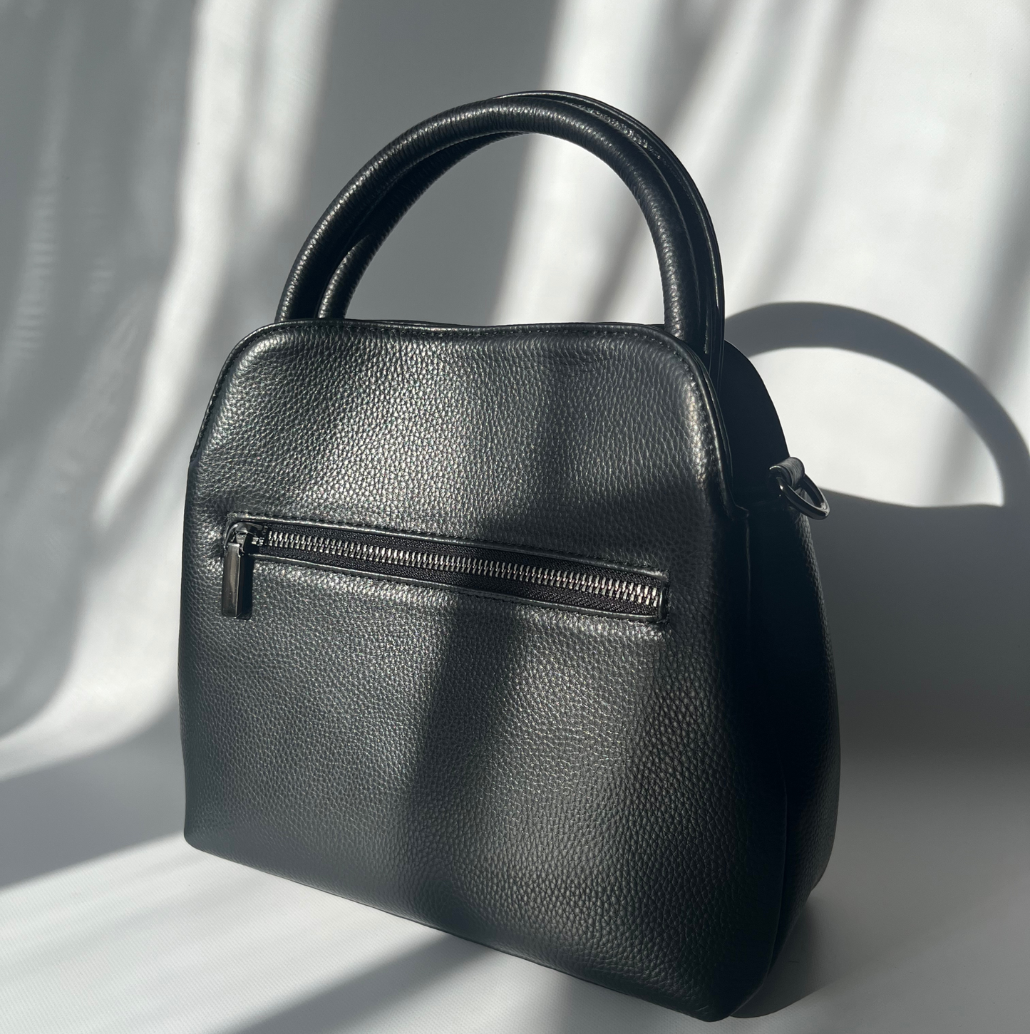 Cube leather bag