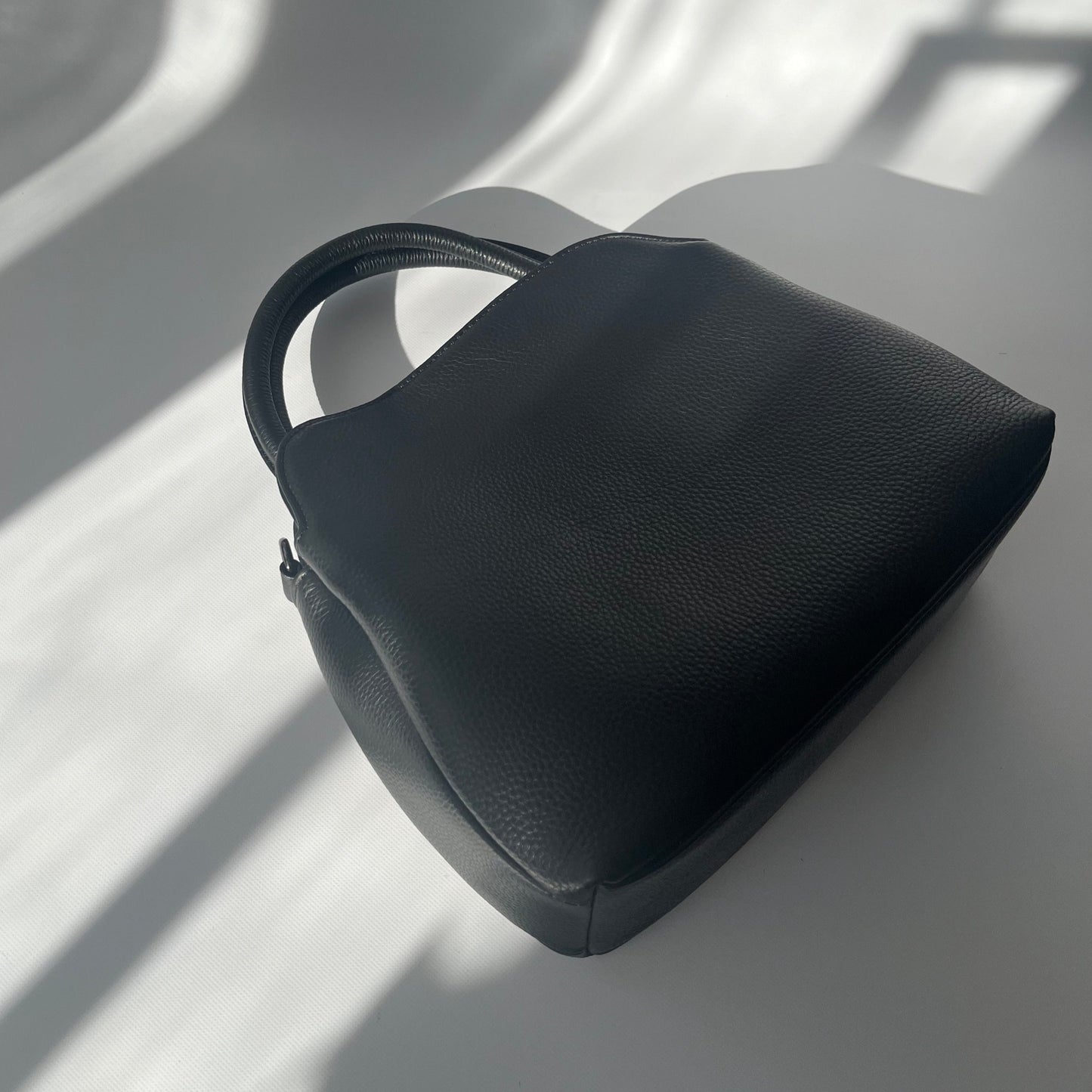 Cube leather bag（予約受注販売）