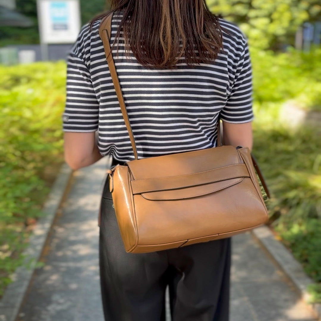 Postino Beige 斜め掛けコーディネート | seloah