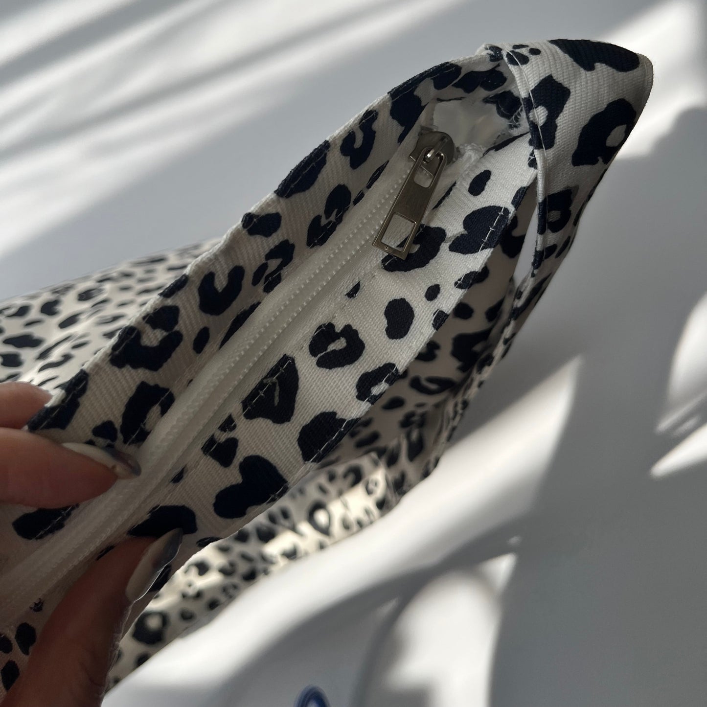 Lit shoulder(Leopard)