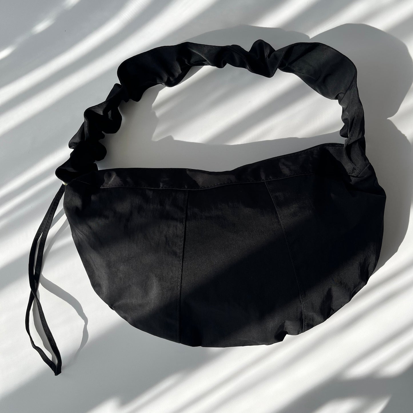 Shrink shoulder(Black)