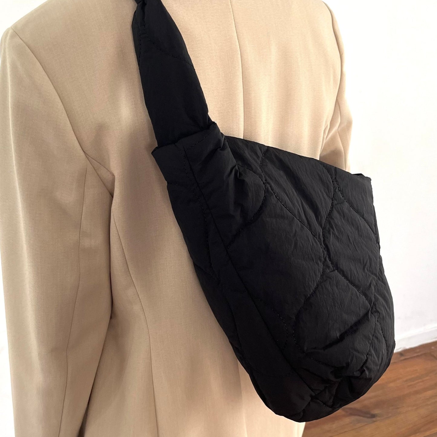 Messenger bag (Black)